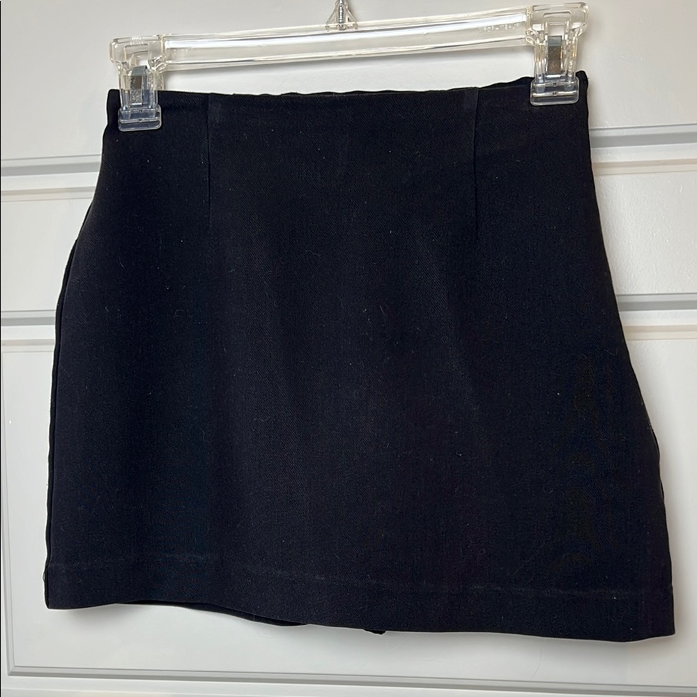 Abercrombie & Fitch Classic Black Mini Skort